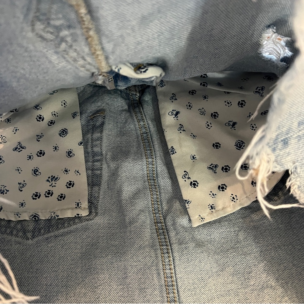 Pilcro Anthropologie Distressed Denim Mini Skirt Light Wash Raw Hem 2 - Picture 6 of 8